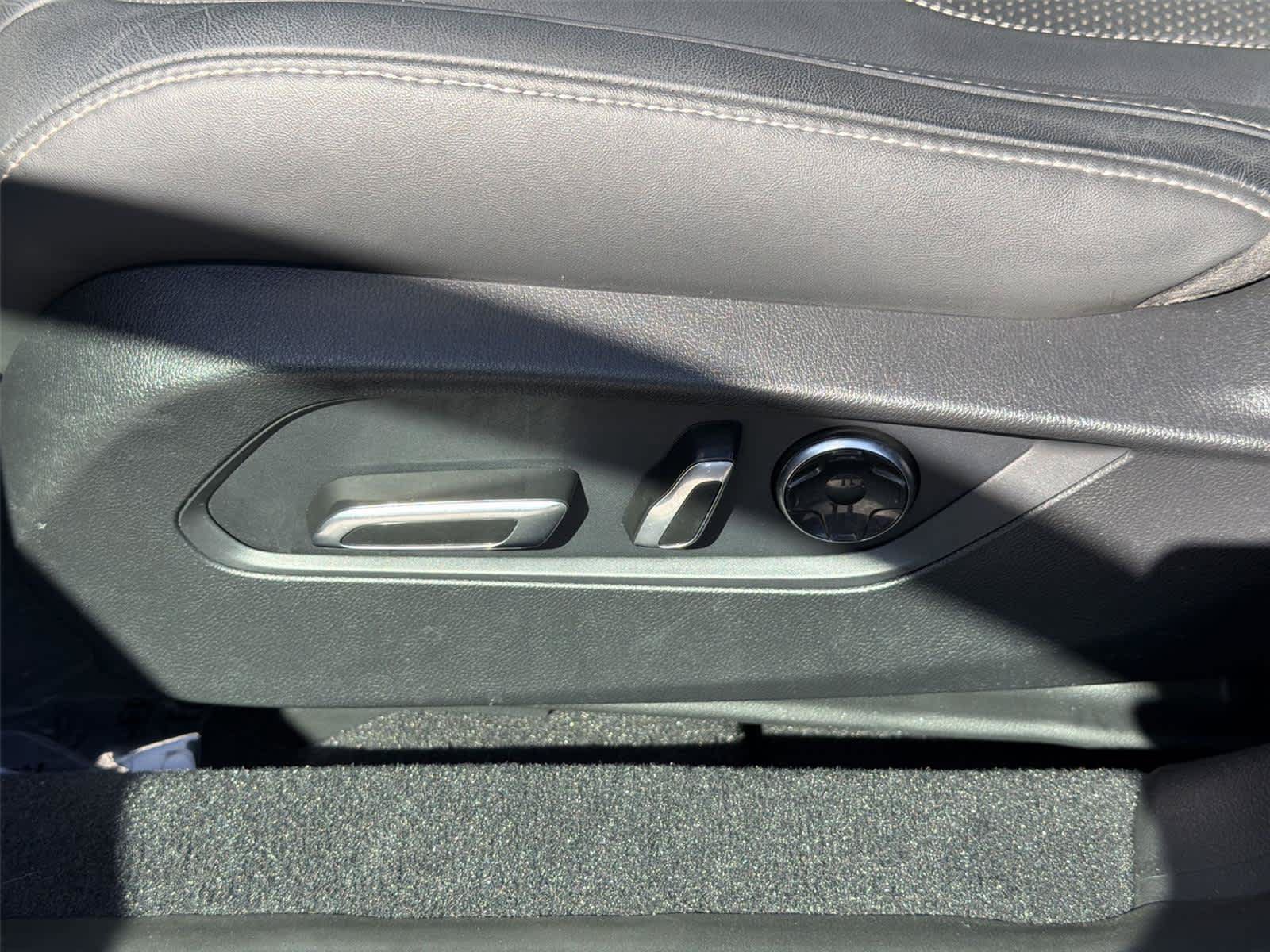 Used 2022 Acura TLX w/ Technology Package FWD image 24