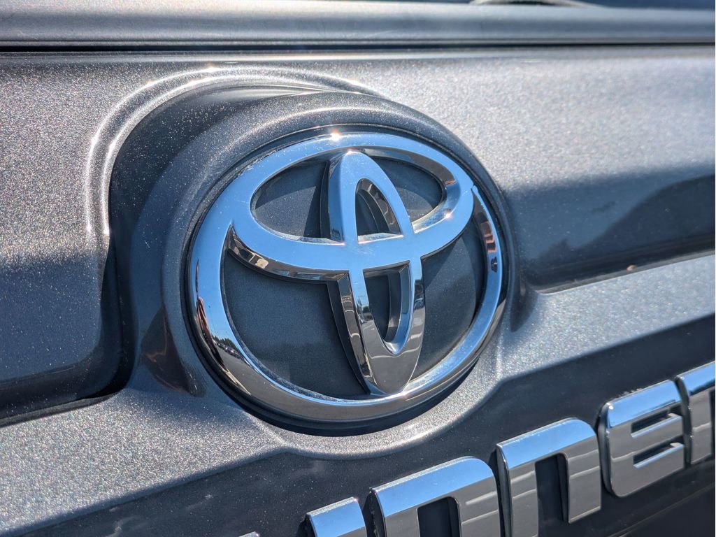 Used 2019 Toyota 4Runner SR5 Premium image 8