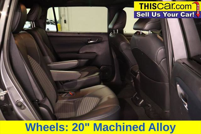 Used 2021 Toyota Highlander XSE image 26