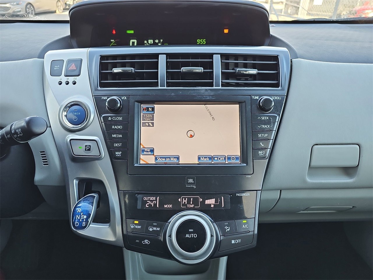 Used 2014 Toyota Prius V Two image 20