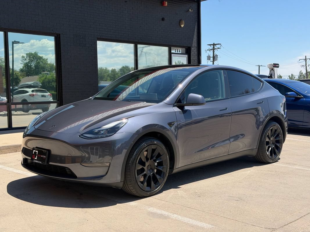 Used 2023 Tesla Model Y Long Range AWD/4WD image 16