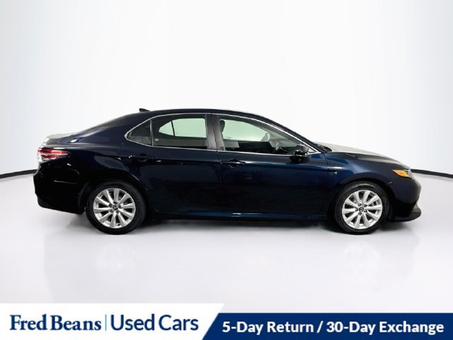 Used 2020 Toyota Camry LE FWD image 11