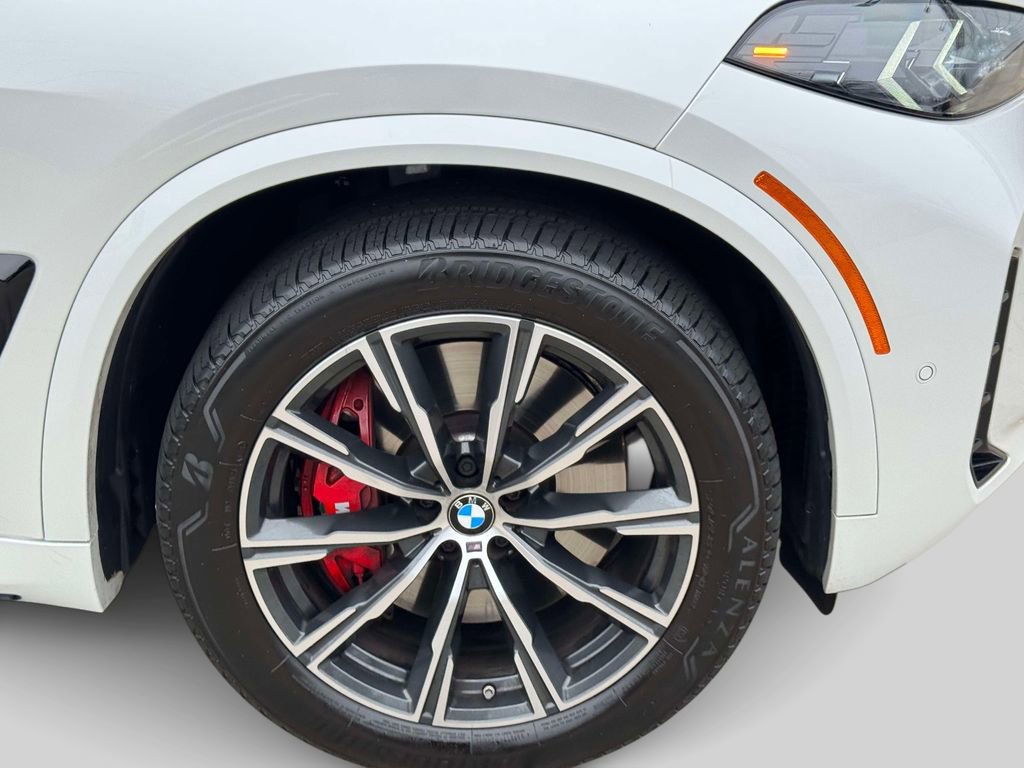 Used 2026 BMW X5 M60i image 7