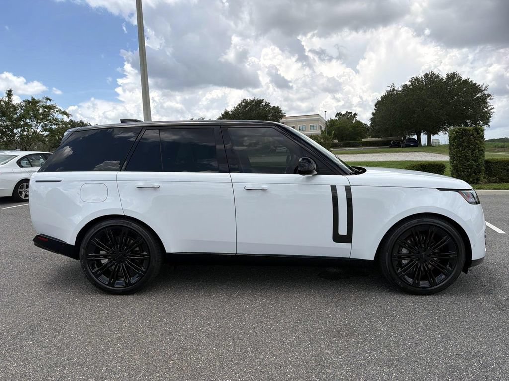 New 2026 Land Rover Range Rover SE AWD/4WD image 6