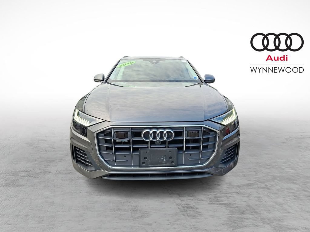 Used 2019 Audi Q8 Prestige w/ Luxury Package AWD/4WD image 2