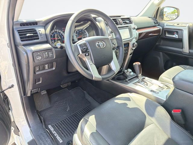 Used 2018 Toyota 4Runner Limited AWD/4WD image 24