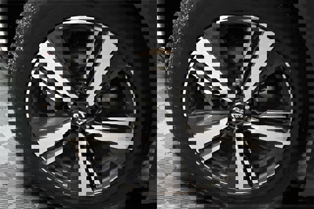 Used 2021 Nissan Rogue Platinum image 30