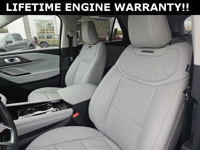 New 2026 Ford Explorer Platinum image 21