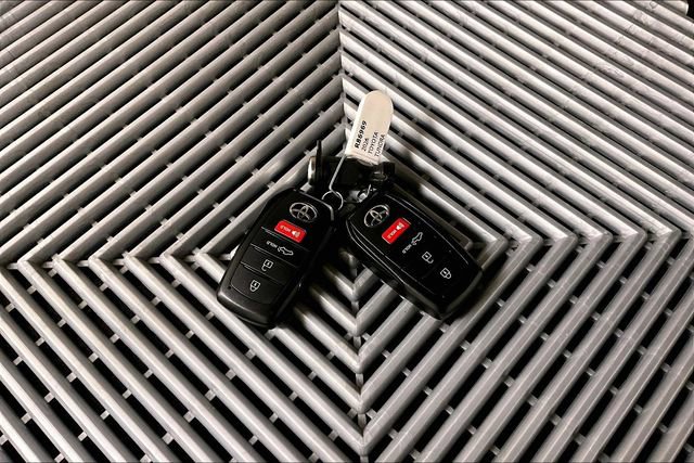 Used 2026 Toyota Tundra Limited image 10