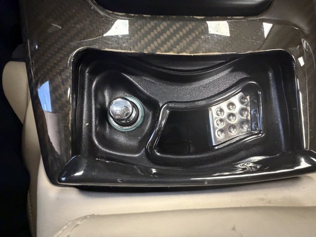 Used 2001 Aston Martin DB7 Vantage image 23