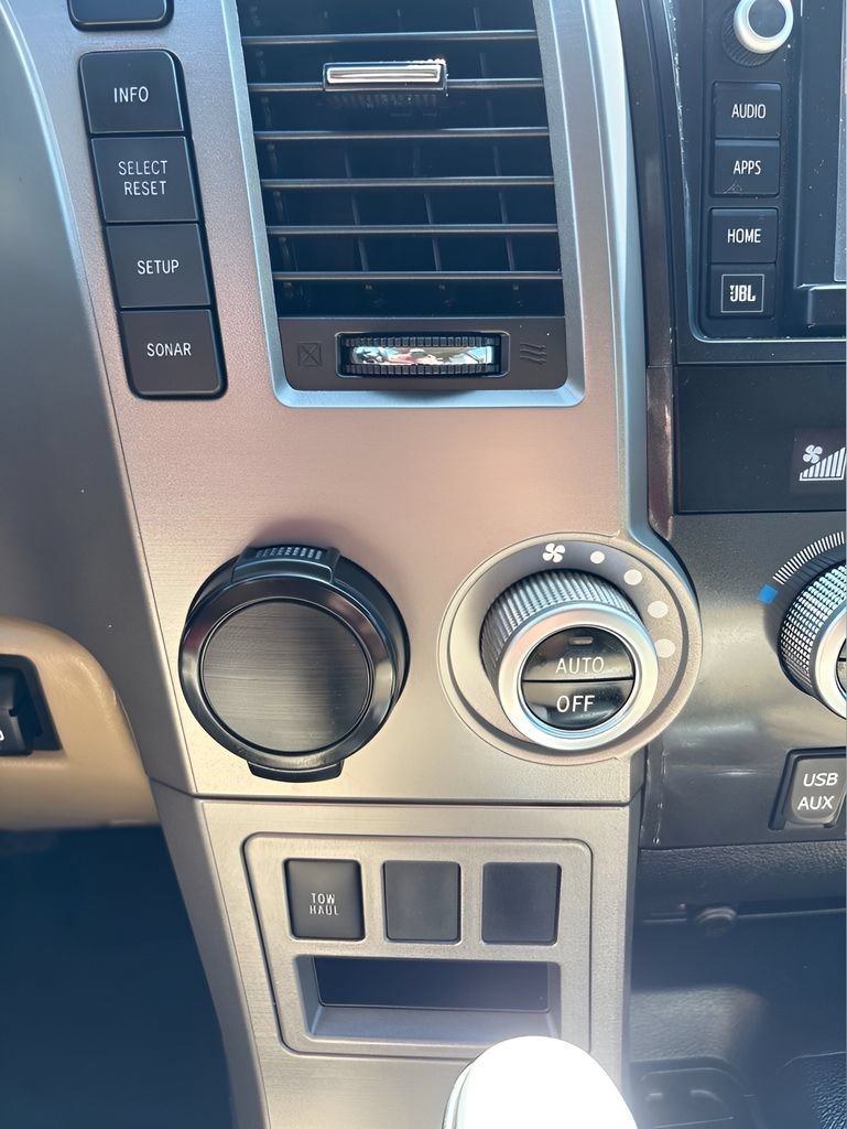 Used 2015 Toyota Sequoia Limited RWD image 32