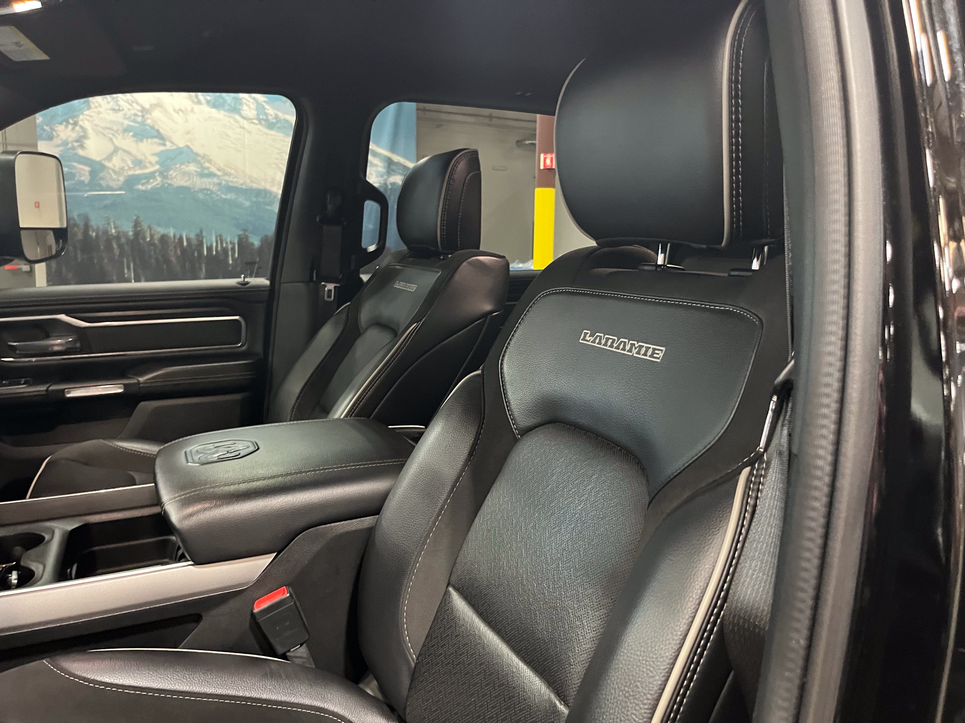 Used 2023 RAM 1500 Laramie AWD/4WD image 20