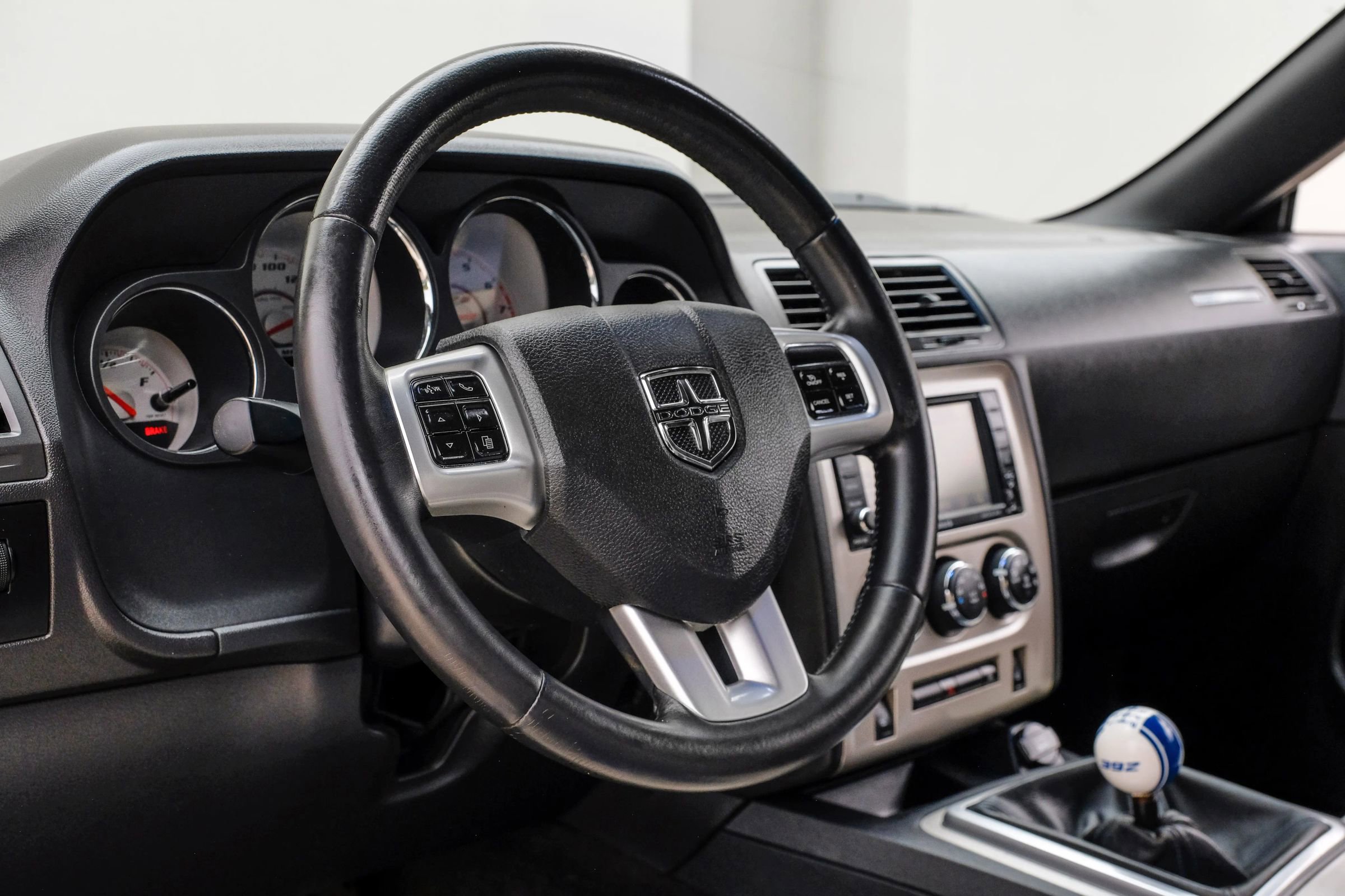 Used 2011 Dodge Challenger SRT8 RWD image 22