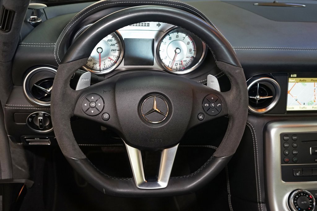 Used 2011 Mercedes-Benz SLS AMG Coupe image 16