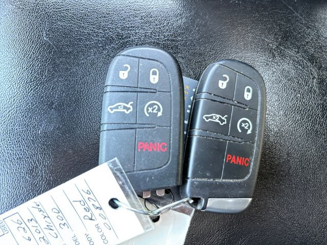 Used 2013 Chrysler 300 C RWD image 20