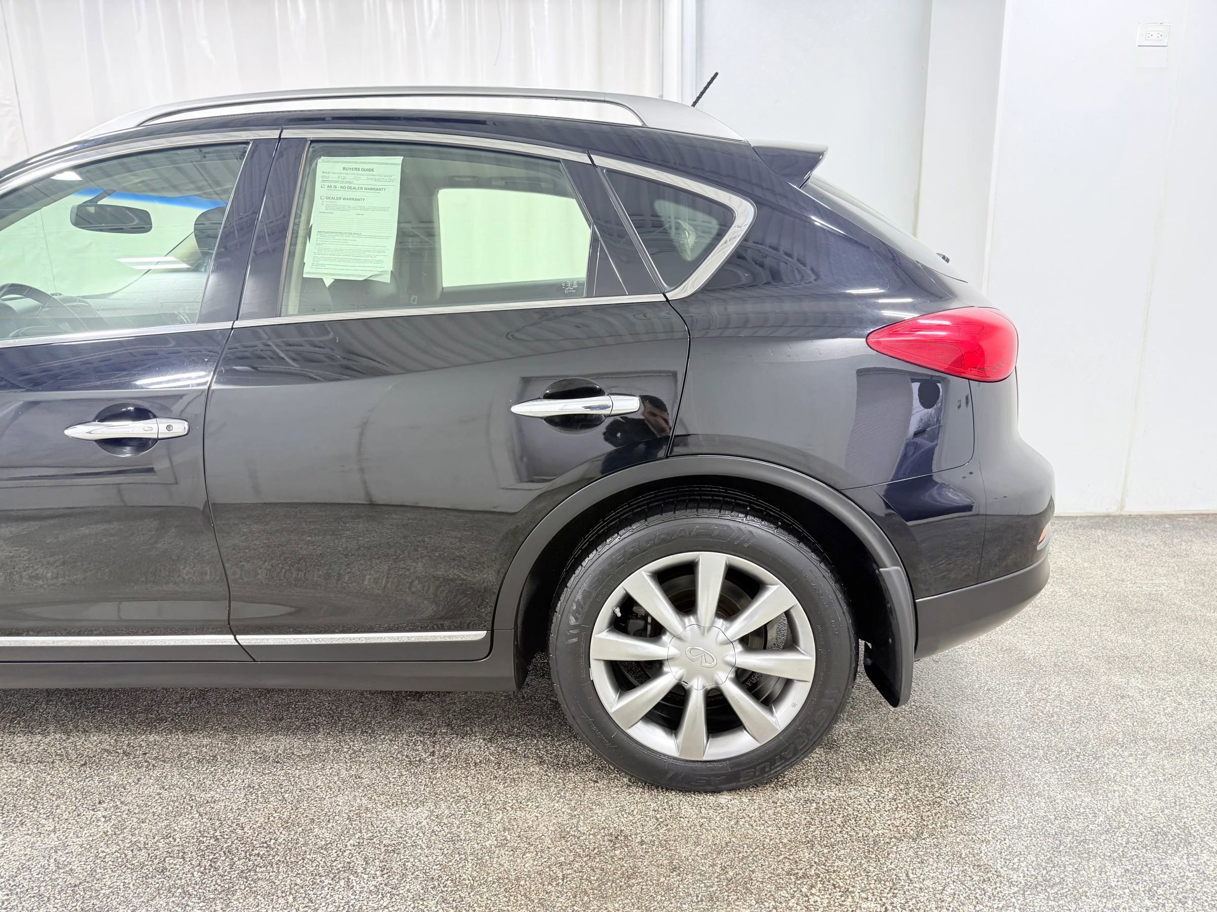 Used 2015 INFINITI QX50 Journey image 5