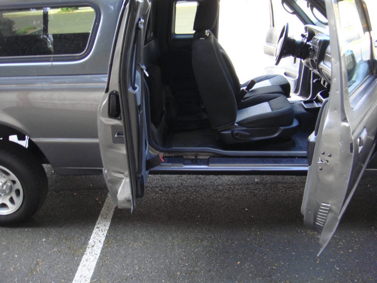 Used 2011 Ford Ranger XLT AWD/4WD image 13