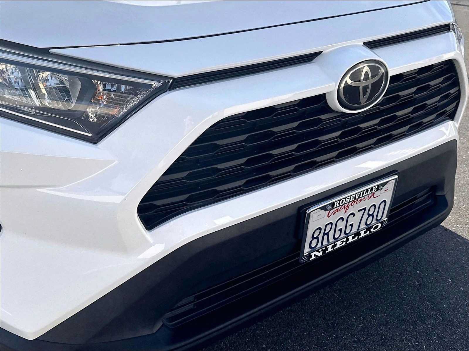 Used 2019 Toyota RAV4 XLE AWD/4WD image 31