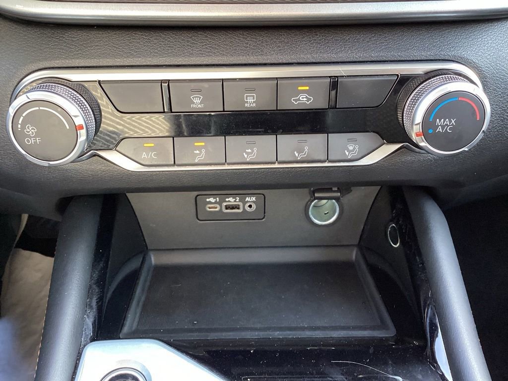 Used 2025 Nissan Altima 2.5 SR AWD/4WD image 18