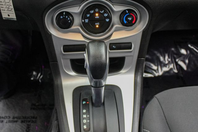 Used 2014 Ford Fiesta SE FWD image 14