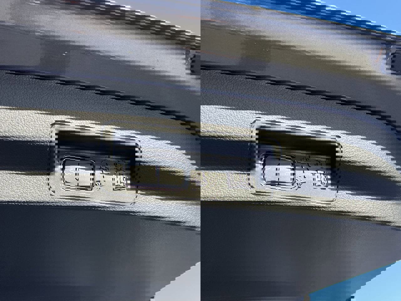 New 2026 Ford Explorer ST w/ Sun And Sound Package image 24