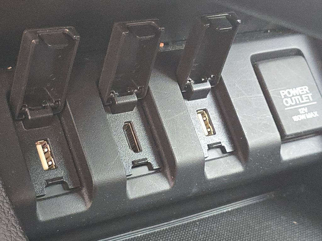 Used 2017 Honda HR-V EX image 28