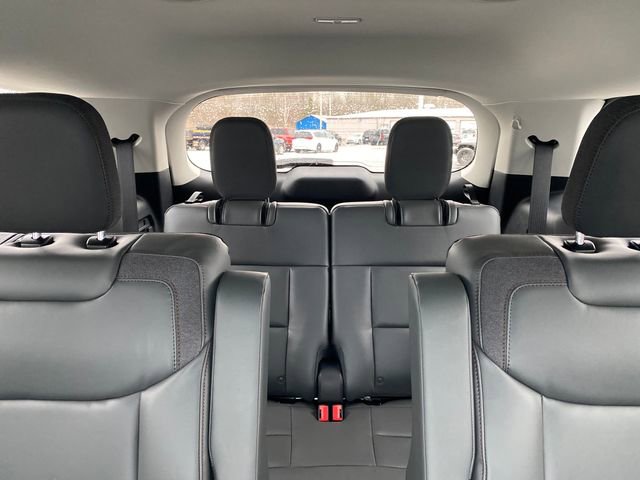 New 2026 Ford Explorer Active w/ Active Comfort Package AWD/4WD image 34