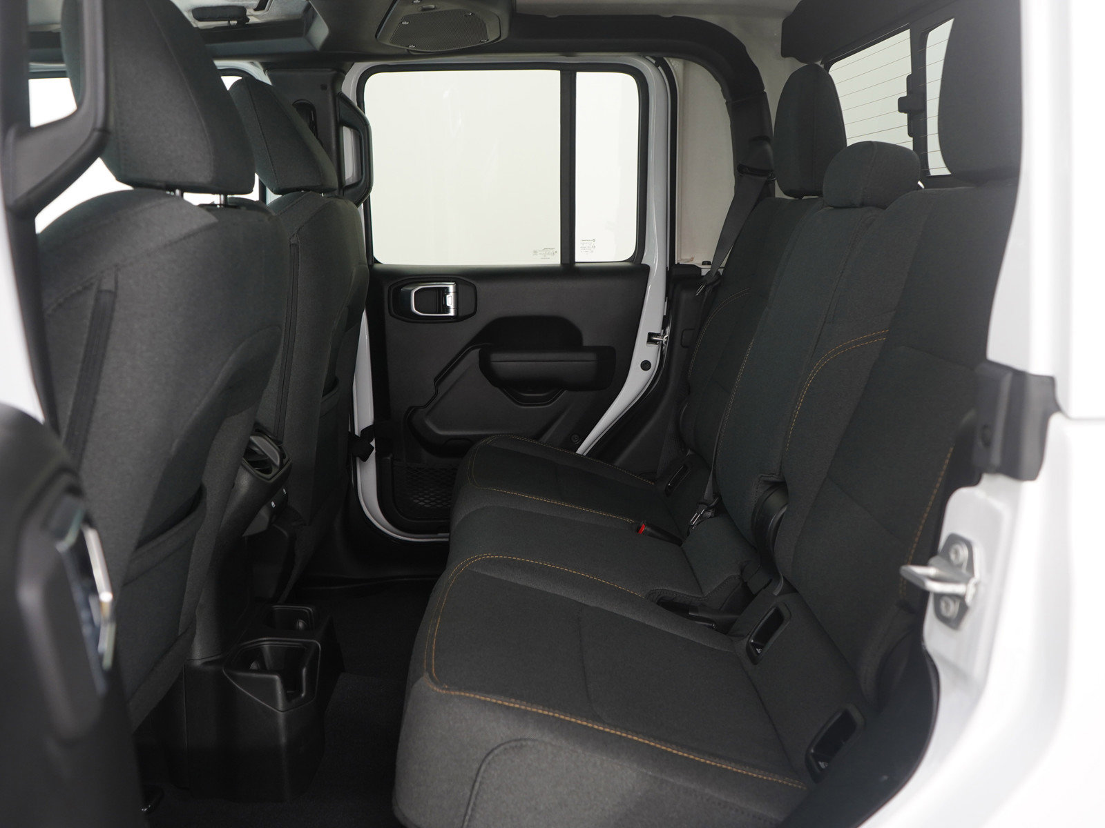 Used 2025 Jeep Gladiator Sport image 14