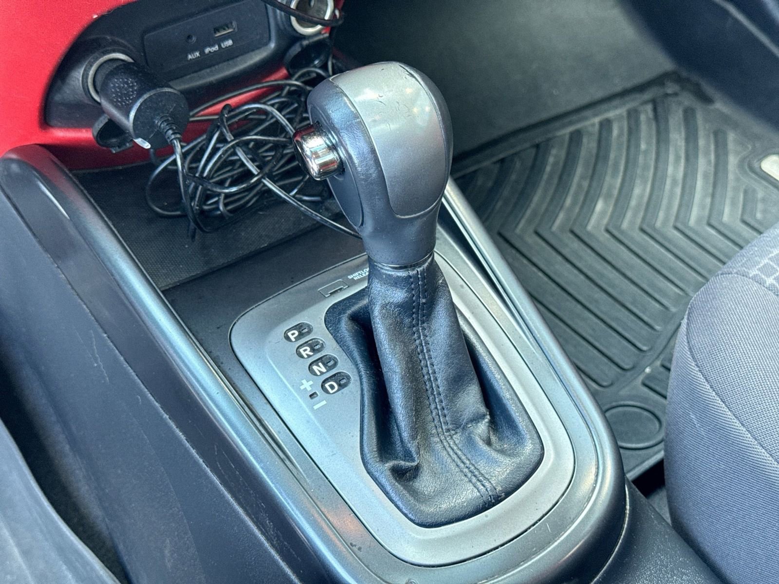 Used 2011 Kia Soul Sport FWD image 32