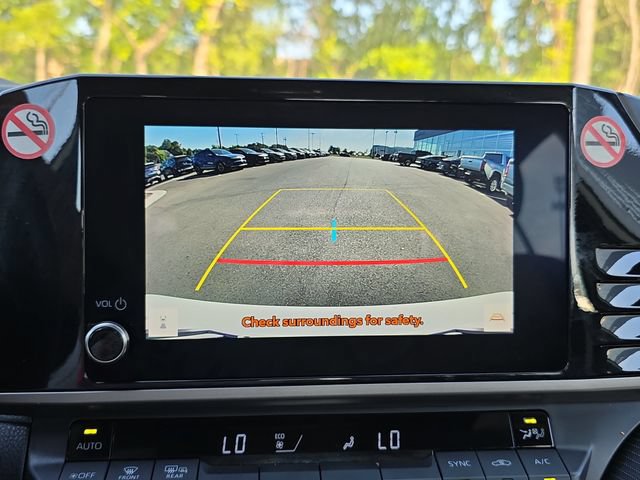 Used 2025 Toyota Camry SE FWD image 23