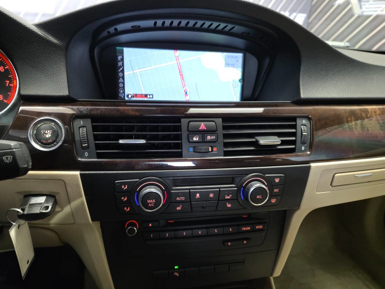 Used 2013 BMW 328i Convertible RWD image 24