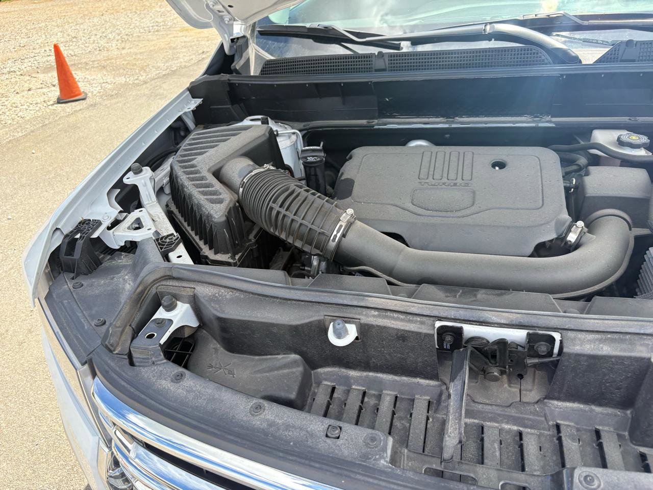 Used 2023 GMC Acadia SLT w/ Technology Package image 61