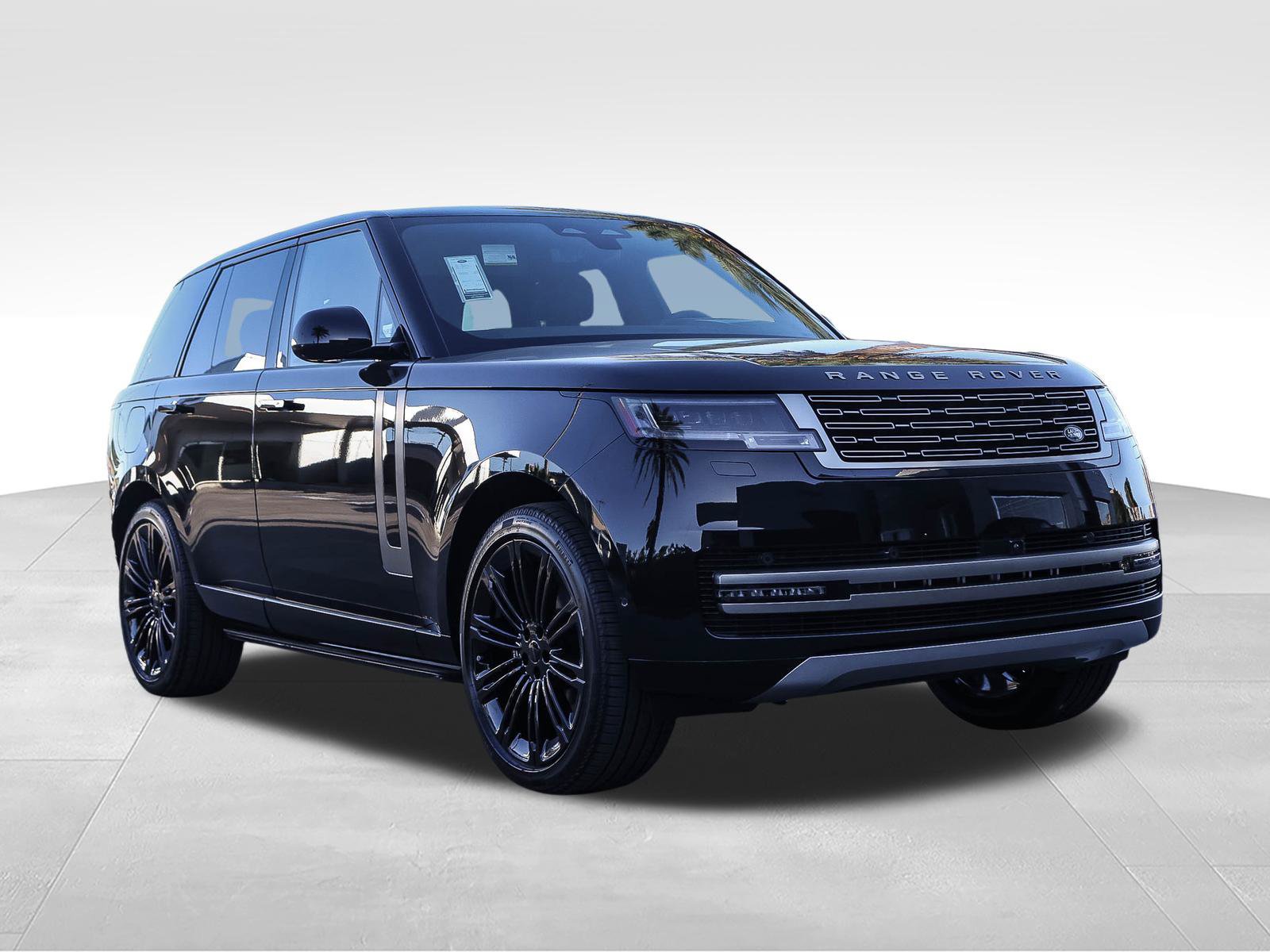 New 2026 Land Rover Range Rover SE AWD/4WD image 3