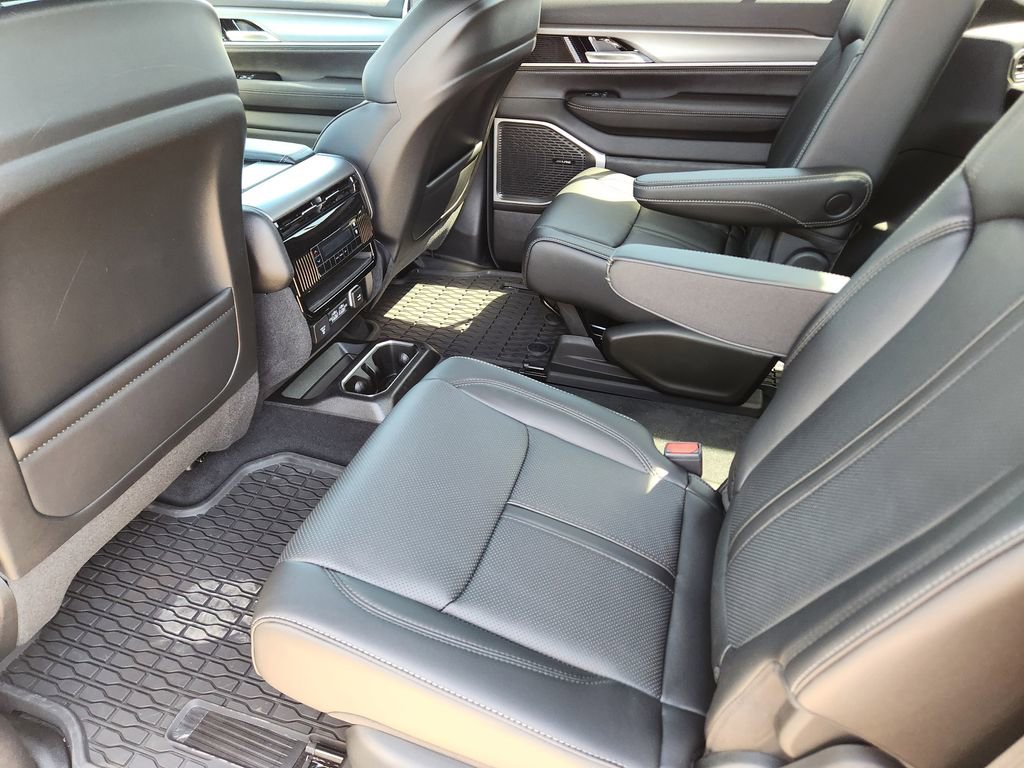 New 2026 Jeep Grand Wagoneer 4WD w/ Quick Order Packge 29V Upland image 18