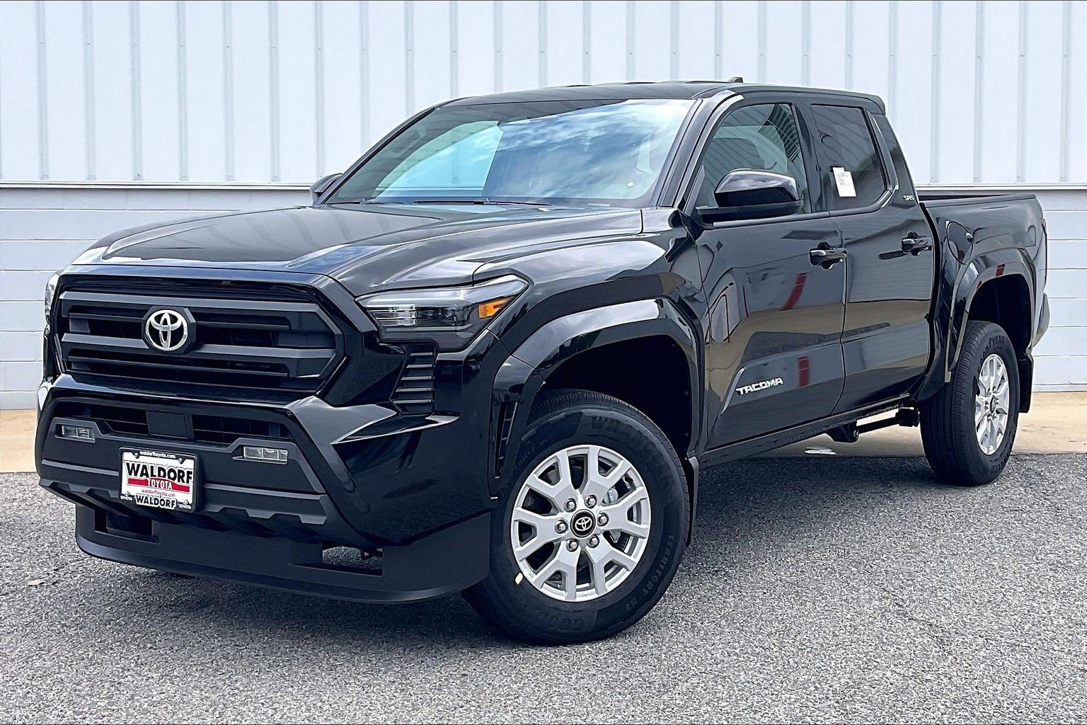 New 2026 Toyota Tacoma SR5 AWD/4WD image 2