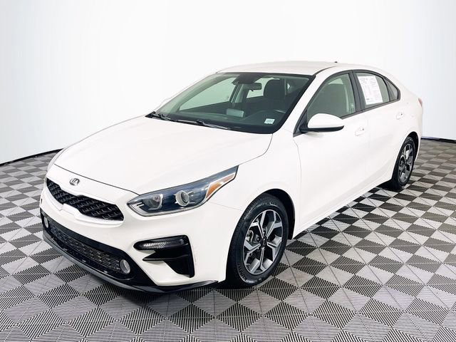Used 2020 Kia Forte LXS FWD image 4