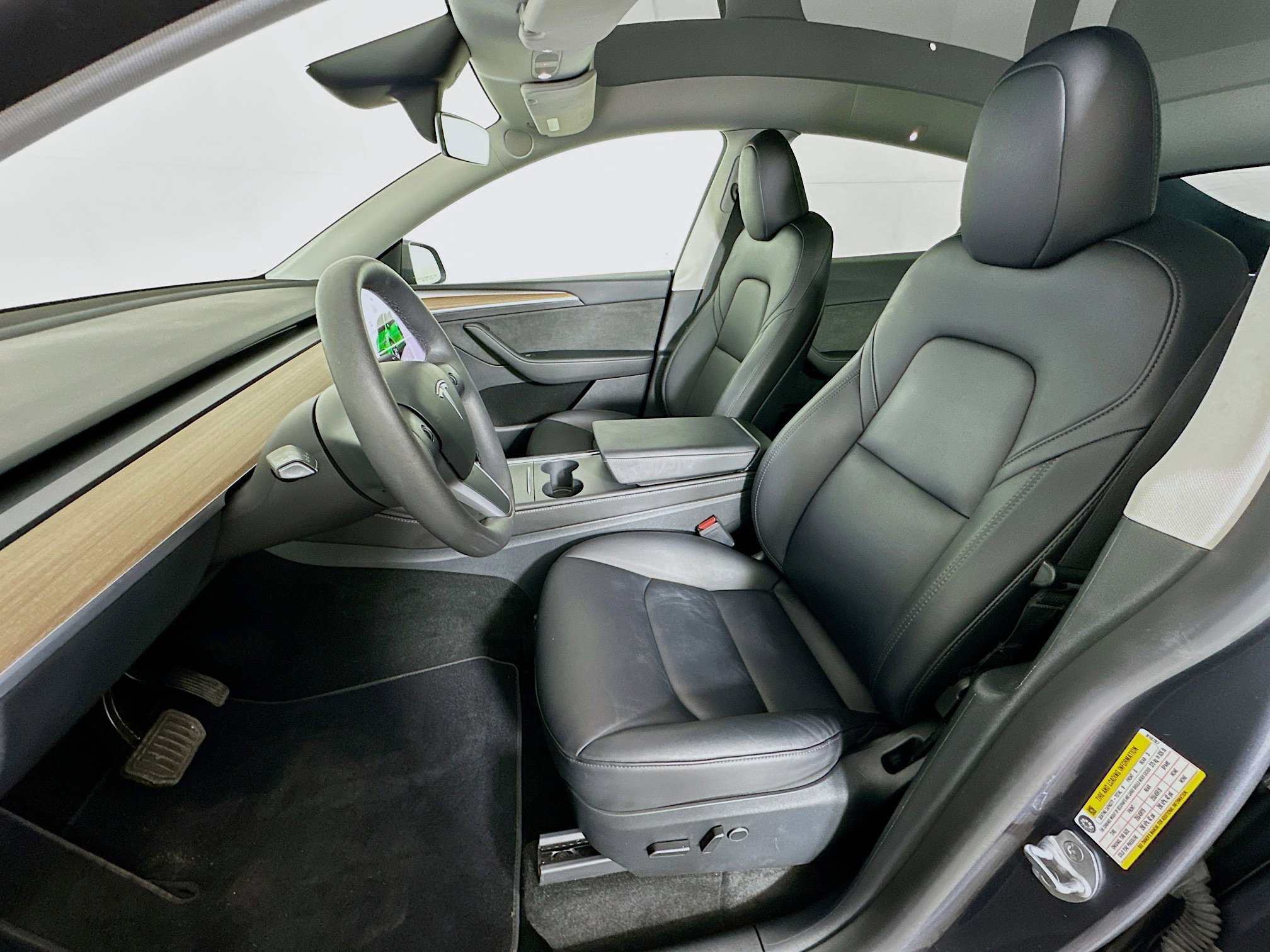 Used 2023 Tesla Model Y Long Range image 13