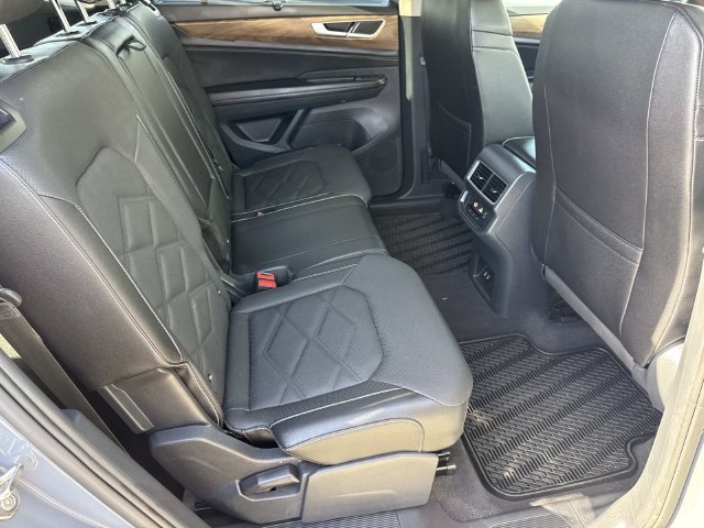 Certified 2025 Volkswagen Atlas SE AWD/4WD image 32