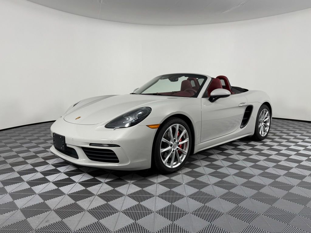 Certified 2023 Porsche 718 Boxster S RWD image 32