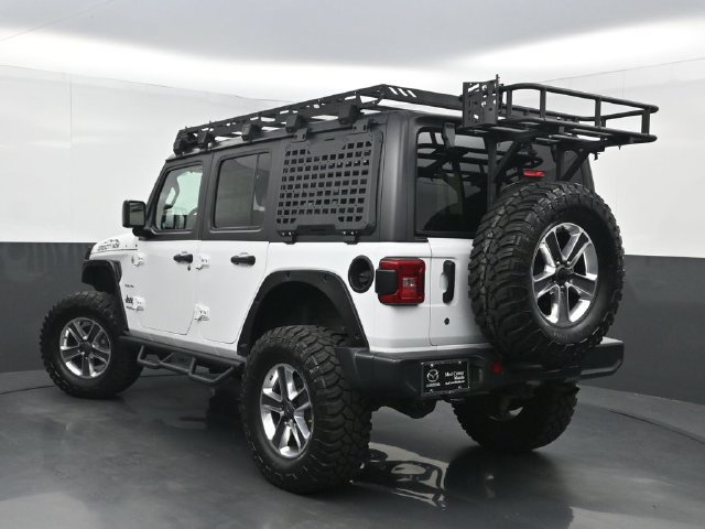 Used 2018 Jeep Wrangler Unlimited Sahara AWD/4WD image 4