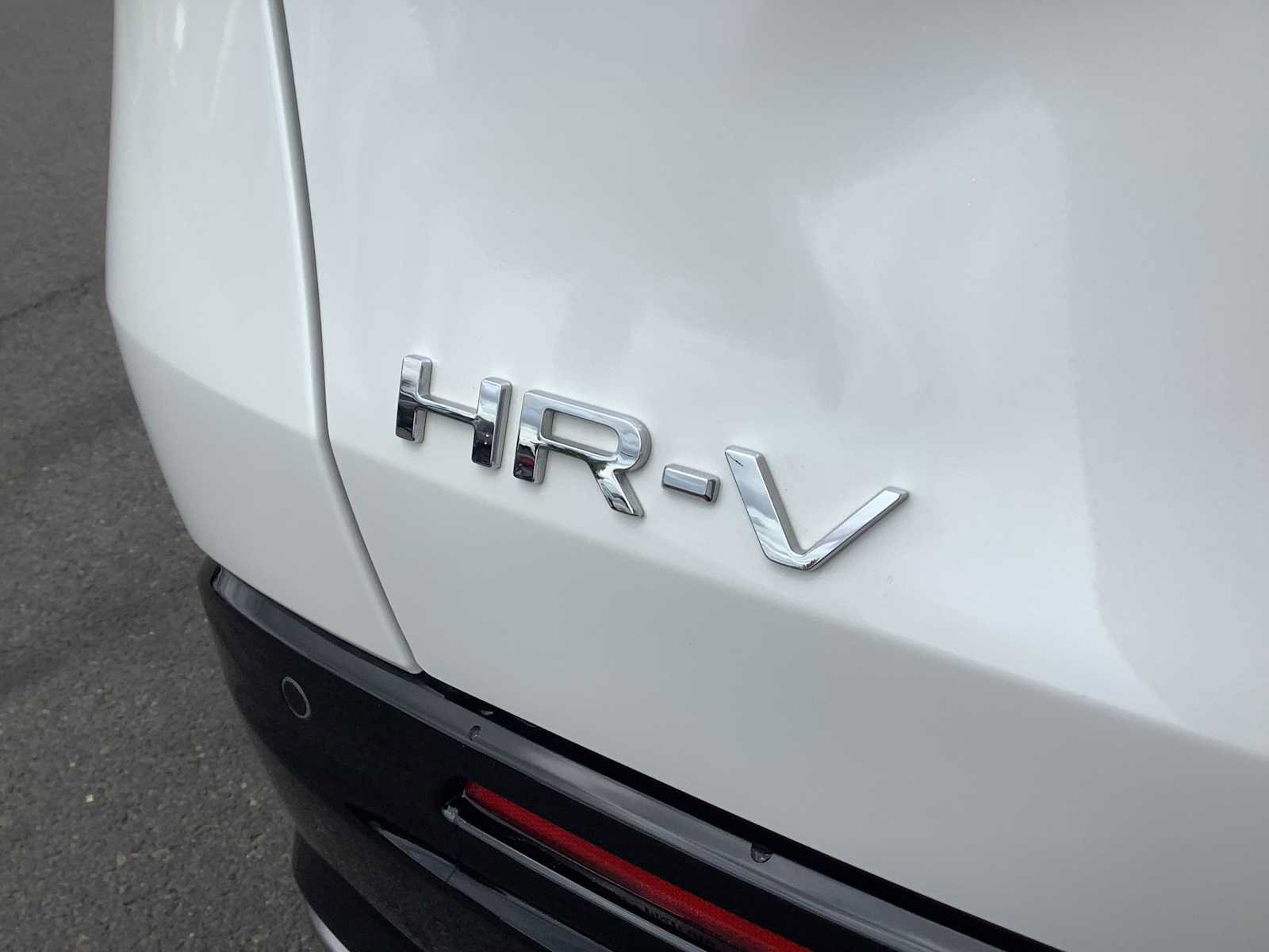 Used 2024 Honda HR-V EX-L image 6