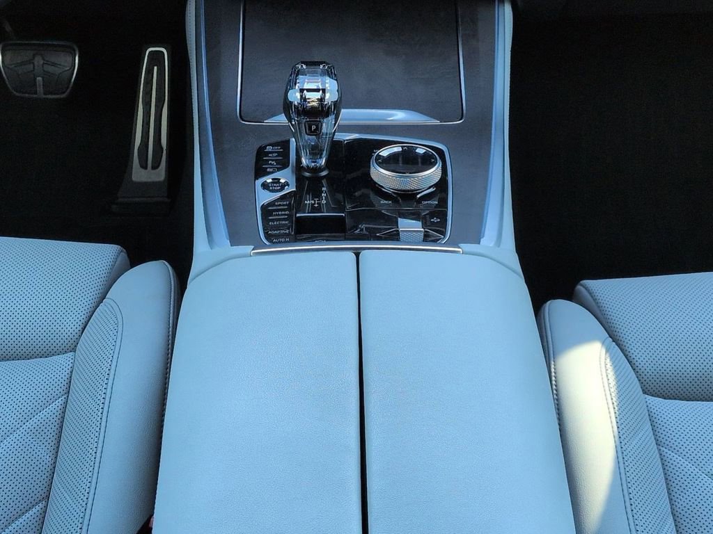 Certified 2023 BMW X5 xDrive45e w/ Executive Package image 20