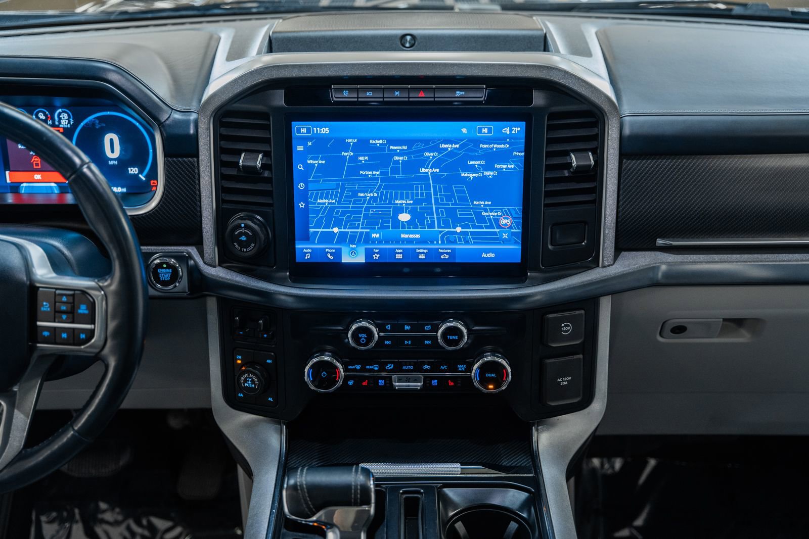 Used 2023 Ford F150 Limited image 30