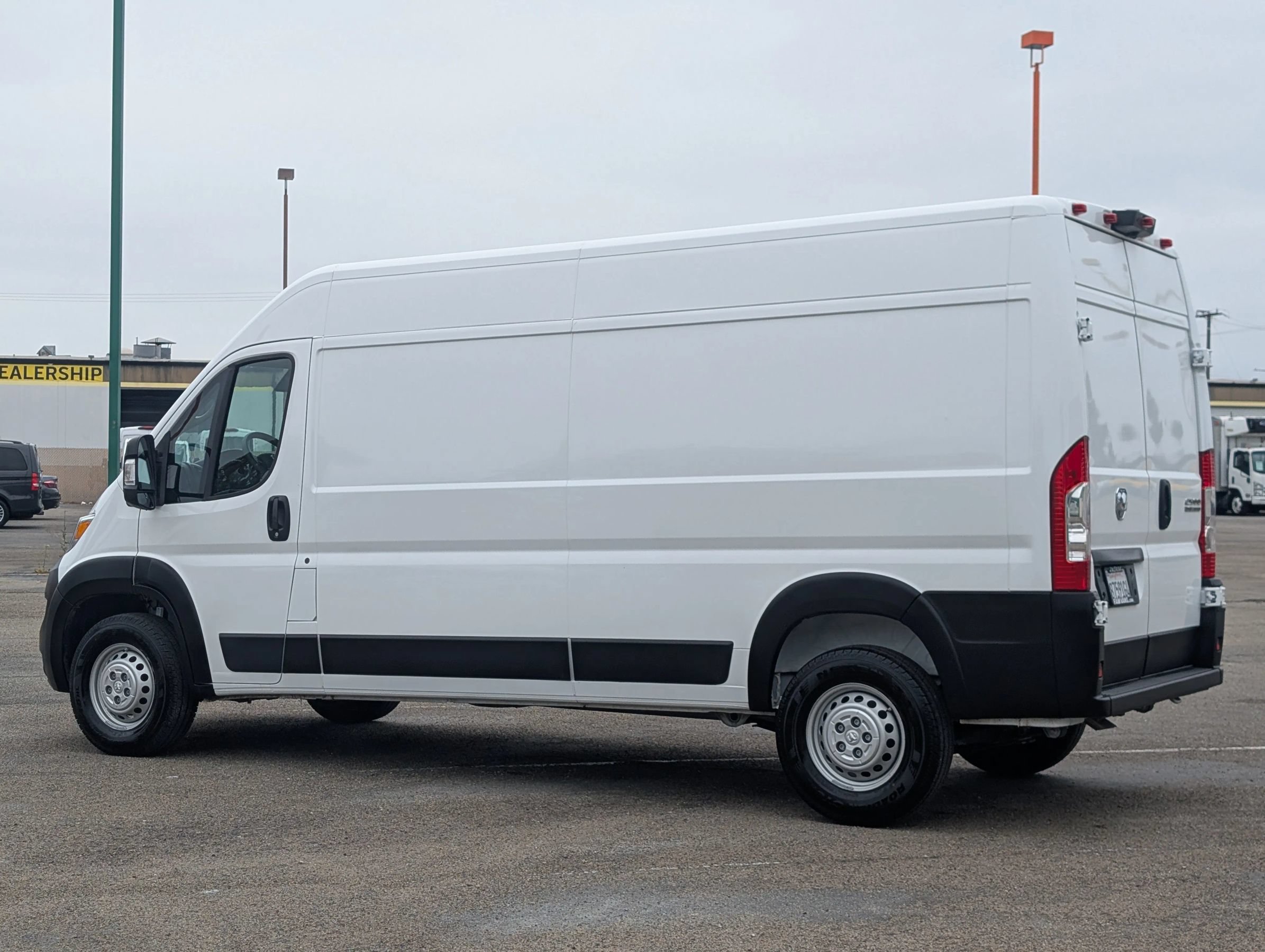 Used 2026 RAM ProMaster 2500 w/ Convenience Group FWD image 5