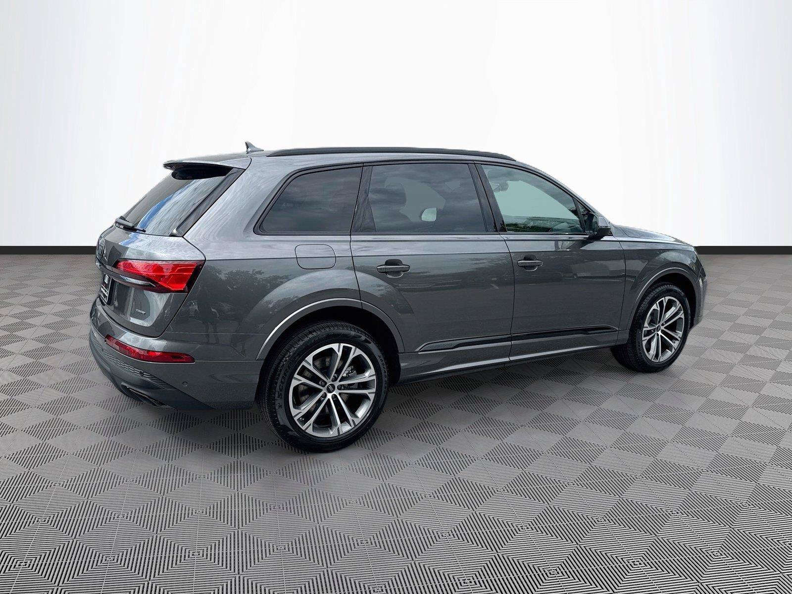 New 2026 Audi Q7 2.0T Premium AWD/4WD image 7