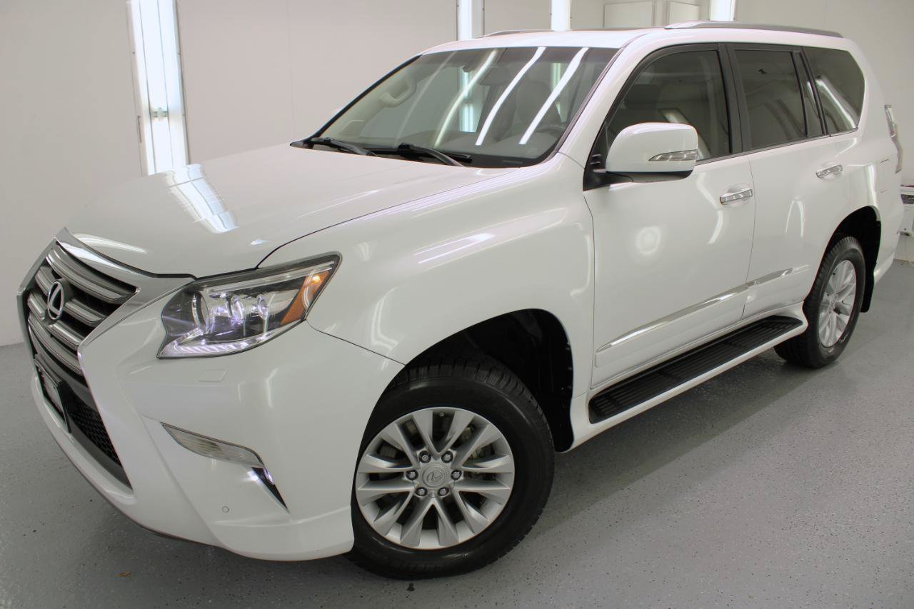 Used 2016 Lexus GX 460 w/ Premium Package AWD/4WD image 28