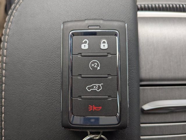New 2026 Jeep Grand Wagoneer 2WD w/ 8-Passenger Seating Package image 31