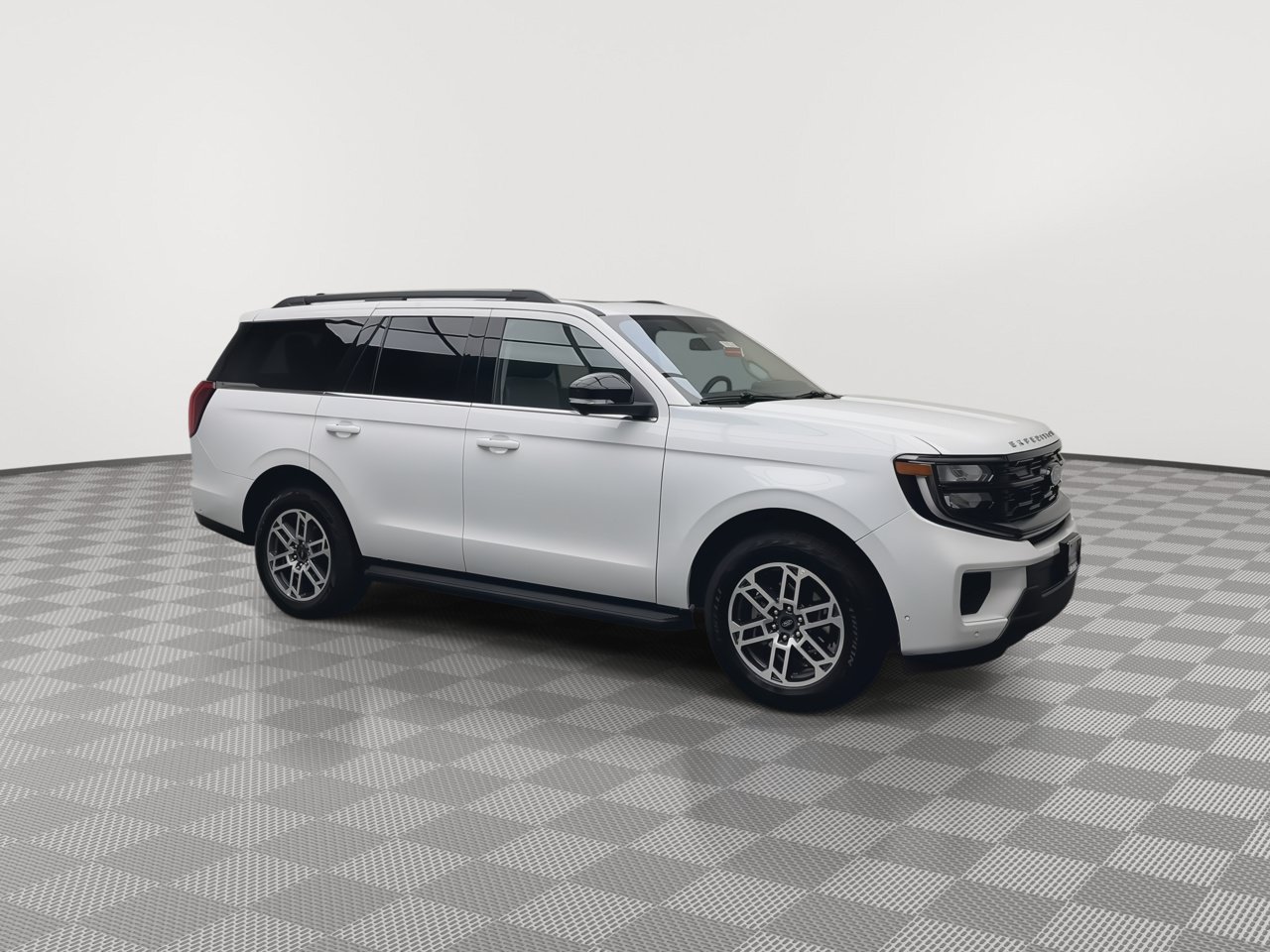 Certified 2025 Ford Expedition Active AWD/4WD image 47