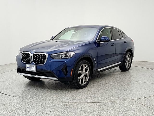 Used 2022 BMW X4 xDrive30i w/ Premium Package 2 AWD/4WD image 1