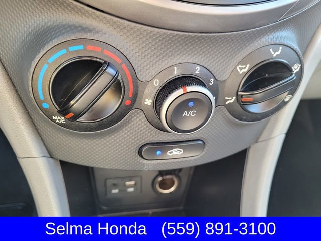 Used 2015 Hyundai Accent GLS image 16
